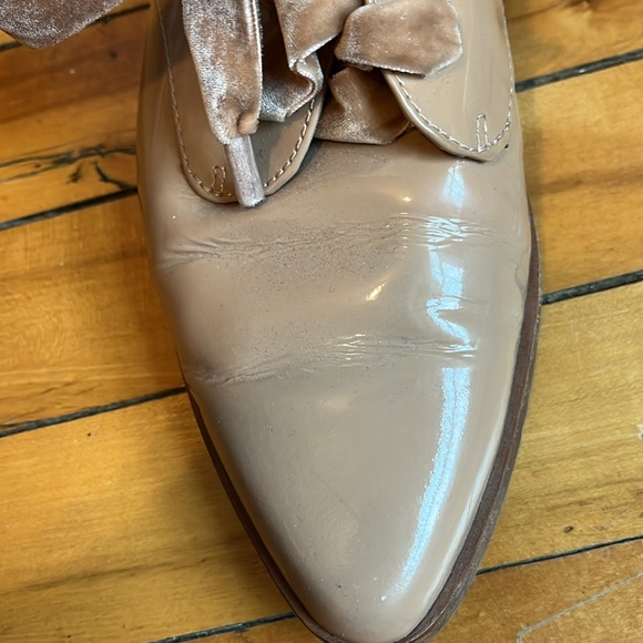 Louise et Cie pink patent leather shoes; adorable velvet bow; size 9 - Picture 5 of 6